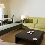 Arthur Bel Air Apartment