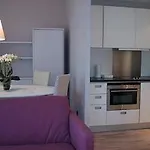 Arthur Bel Air Apartment