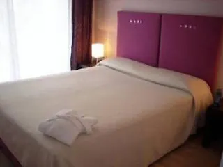 Arthur Bel Air Apartment