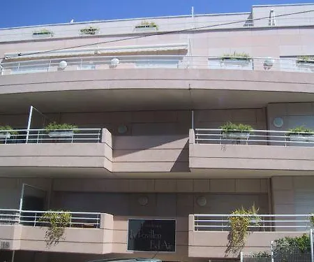 Arthur Bel Air
